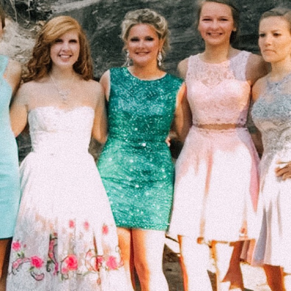 Sherri Hill Two Piece Green Sequins dress price drop!